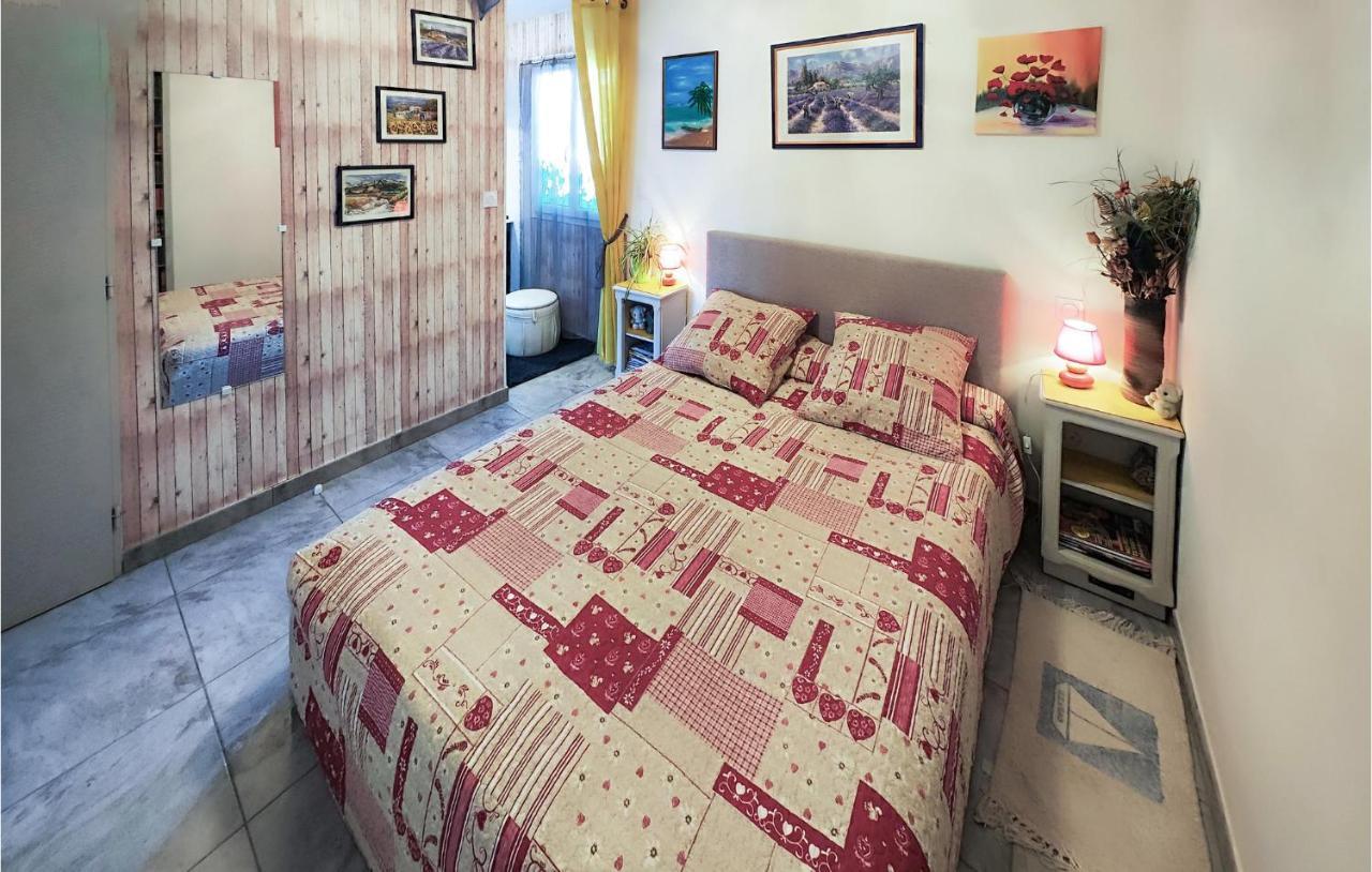 1 Bedroom Gorgeous Home In Capestang Exterior photo